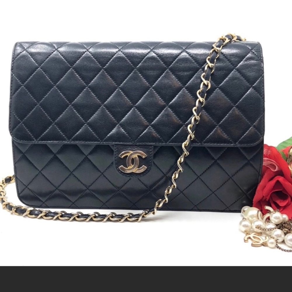 Auth Chanel CC Lambskin Quilted Leather Bag